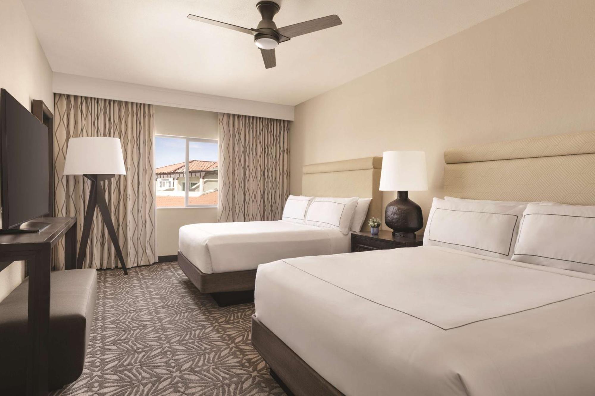 Zachari Dunes On Mandalay Beach, Curio Collection By Hilton Oxnard Exterior photo